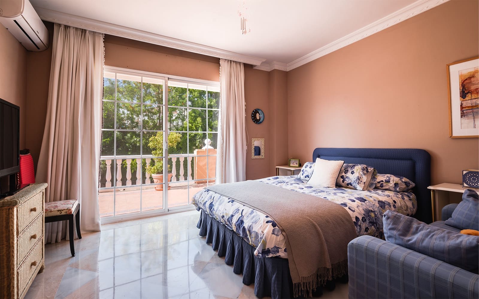 5 soveværelse Villa til salg i Marbella med swimmingpool garage - € 3.850.000 (Ref: 9859847)