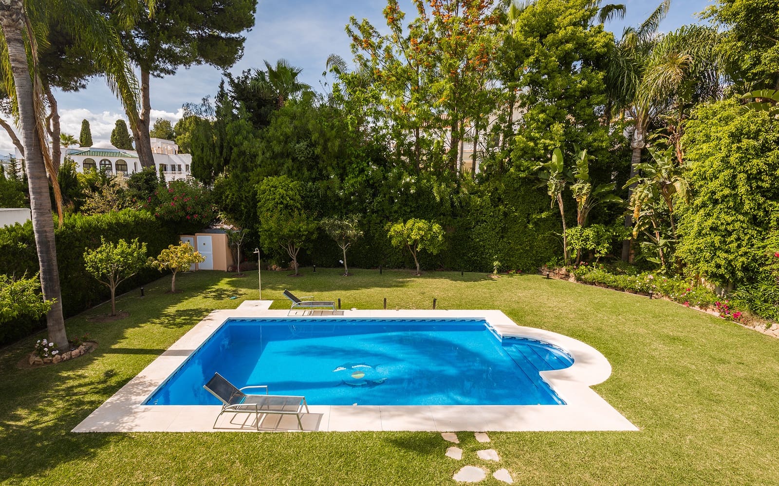 5 soveværelse Villa til salg i Marbella med swimmingpool garage - € 3.850.000 (Ref: 9859847)