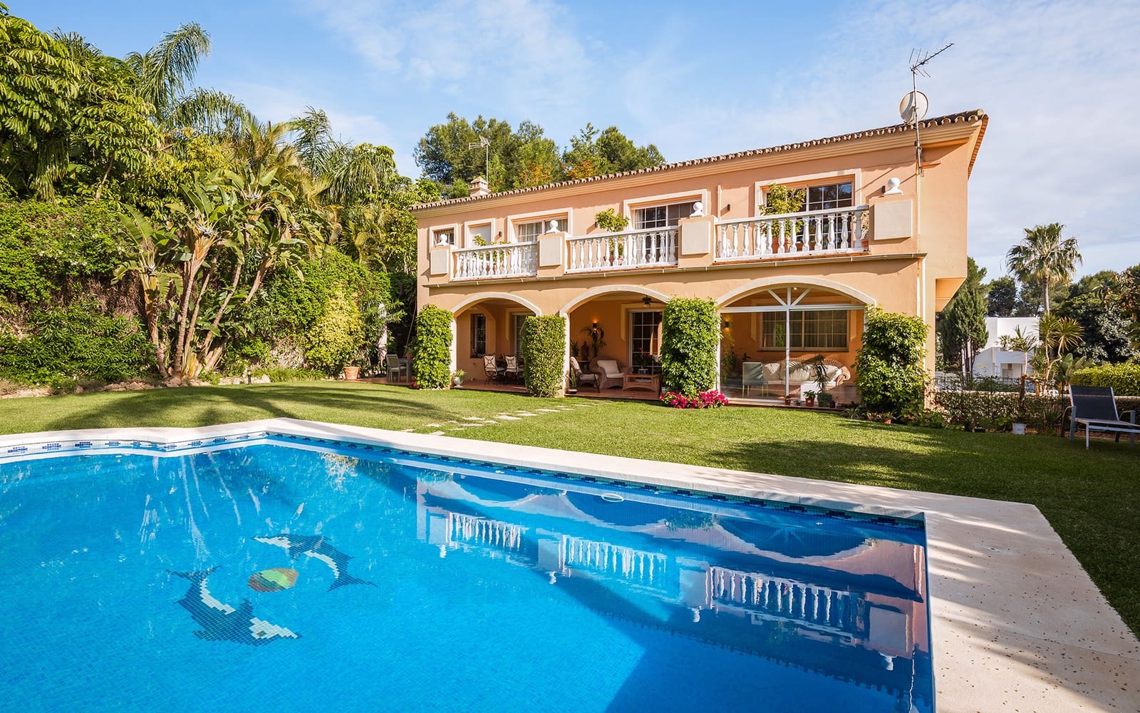 5 soveværelse Villa til salg i Marbella med swimmingpool garage - € 3.850.000 (Ref: 9859847)