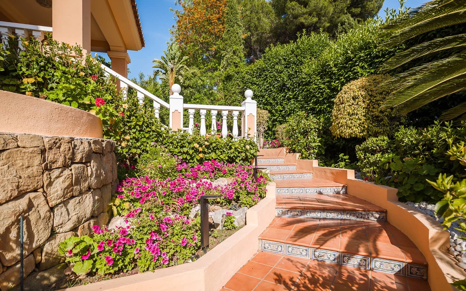 5 soveværelse Villa til salg i Marbella med swimmingpool garage - € 3.850.000 (Ref: 9859847)