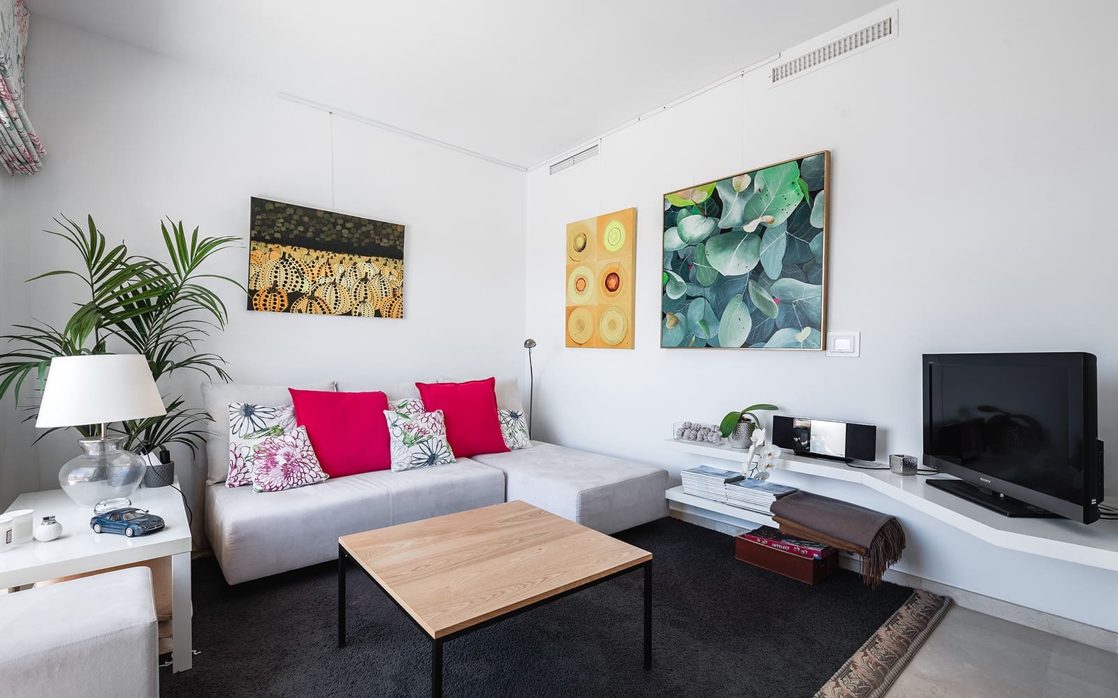 2 bedroom Penthouse for sale in Marbella with pool garage - € 1,250,000 (Ref: 9861756)