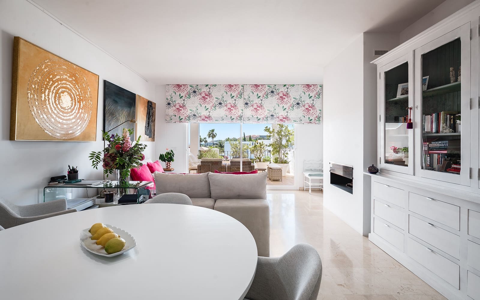 2 bedroom Penthouse for sale in Marbella with pool garage - € 1,250,000 (Ref: 9861756)