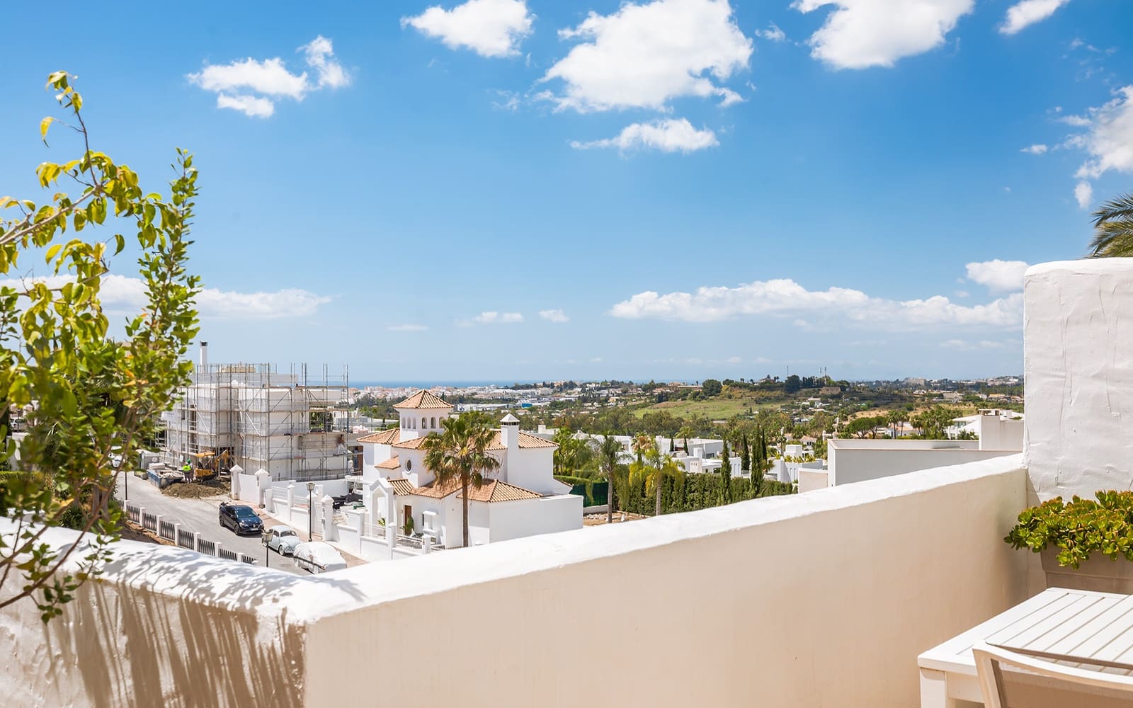 2 bedroom Penthouse for sale in Marbella with pool garage - € 1,250,000 (Ref: 9861756)