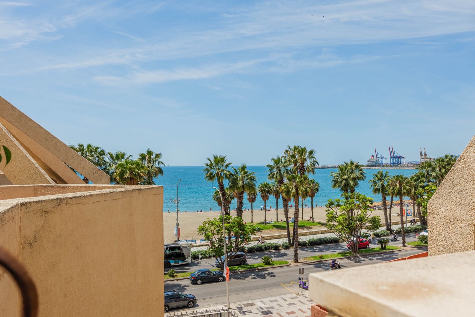 3 bedroom Penthouse for sale in Malaga city with garage - € 1,500,000 (Ref: 9865064)
