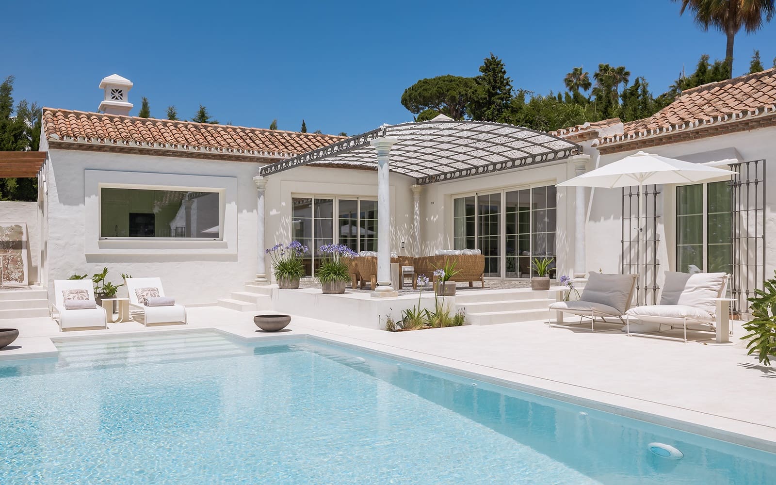 3 Zimmer Villa zu verkaufen in Guadalmina mit Pool Garage - 2.750.000 € (Ref: 9915490)