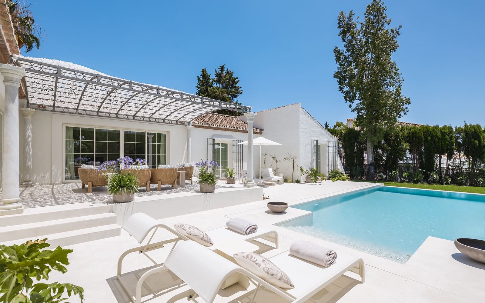 3 Zimmer Villa zu verkaufen in Guadalmina mit Pool Garage - 2.750.000 € (Ref: 9915490)