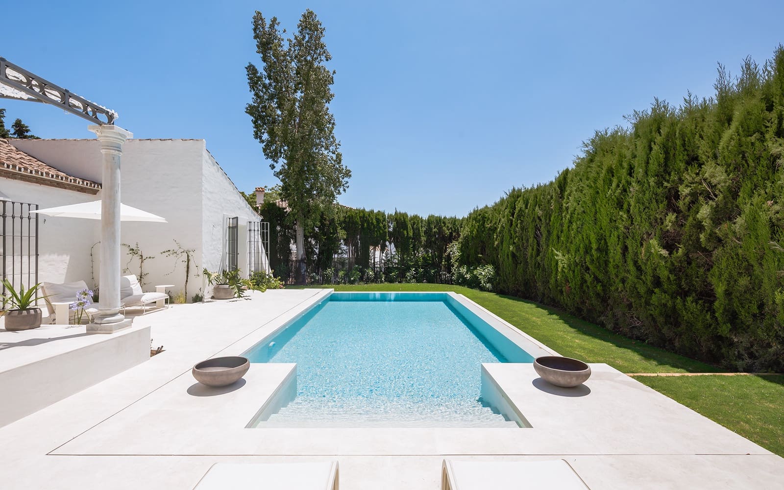 3 Zimmer Villa zu verkaufen in Guadalmina mit Pool Garage - 2.750.000 € (Ref: 9915490)