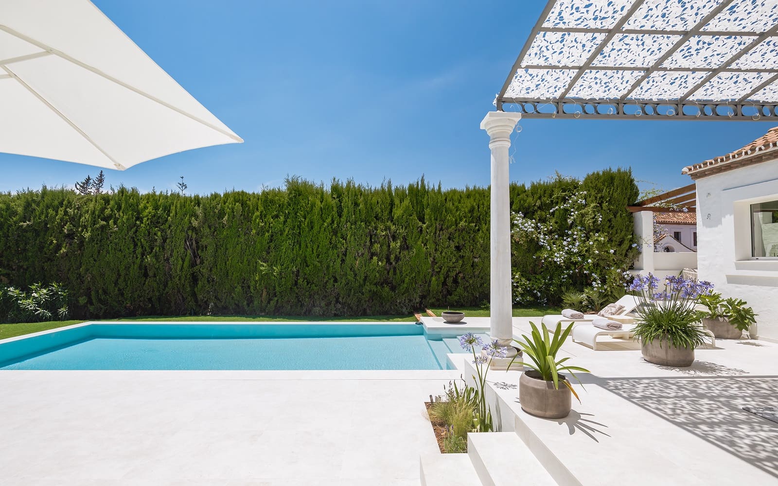 3 Zimmer Villa zu verkaufen in Guadalmina mit Pool Garage - 2.750.000 € (Ref: 9915490)