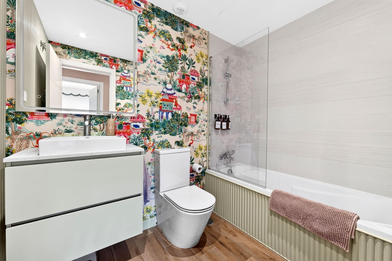 3 soverom Leilighet til salgs i Malaga by med svømmebasseng garasje - € 825 000 (Ref: 9920109)