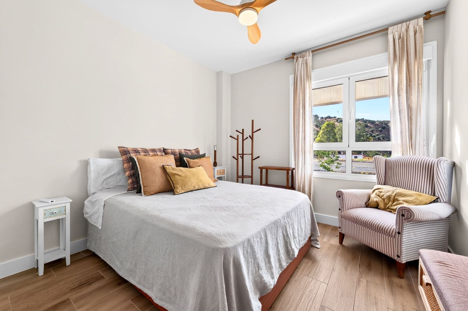 3 soverom Leilighet til salgs i Malaga by med svømmebasseng garasje - € 825 000 (Ref: 9920109)