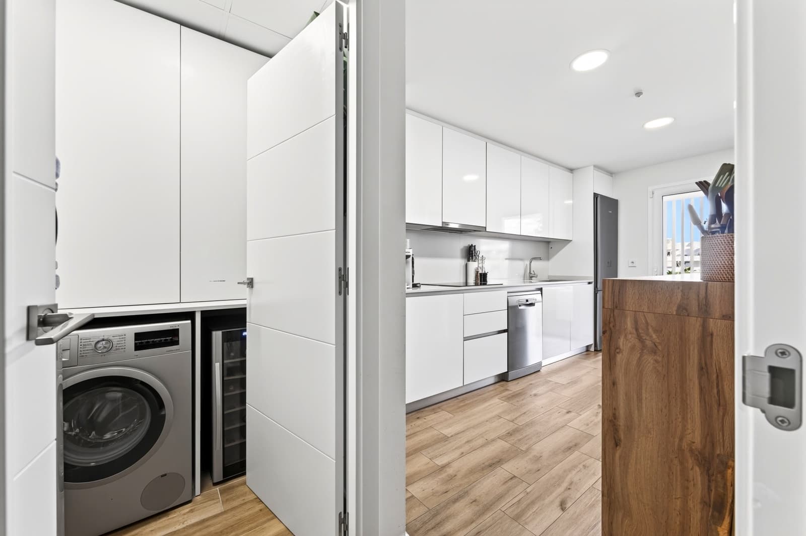 3 soverom Leilighet til salgs i Malaga by med svømmebasseng garasje - € 825 000 (Ref: 9920109)