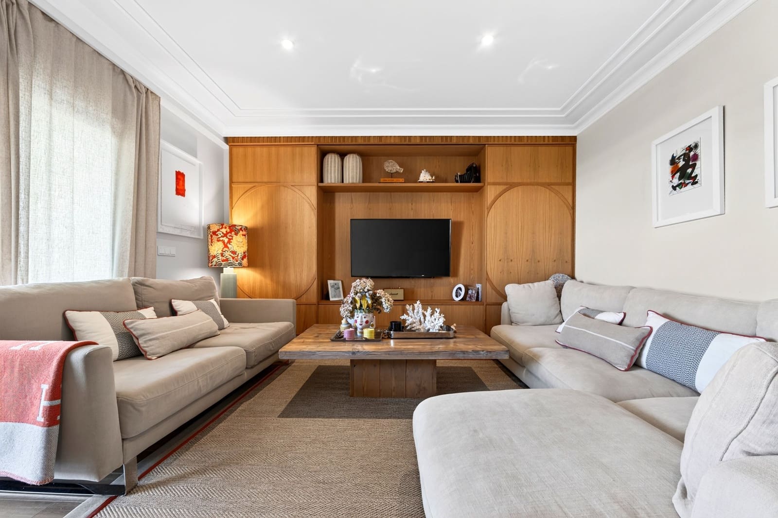 3 soverom Leilighet til salgs i Malaga by med svømmebasseng garasje - € 825 000 (Ref: 9920109)