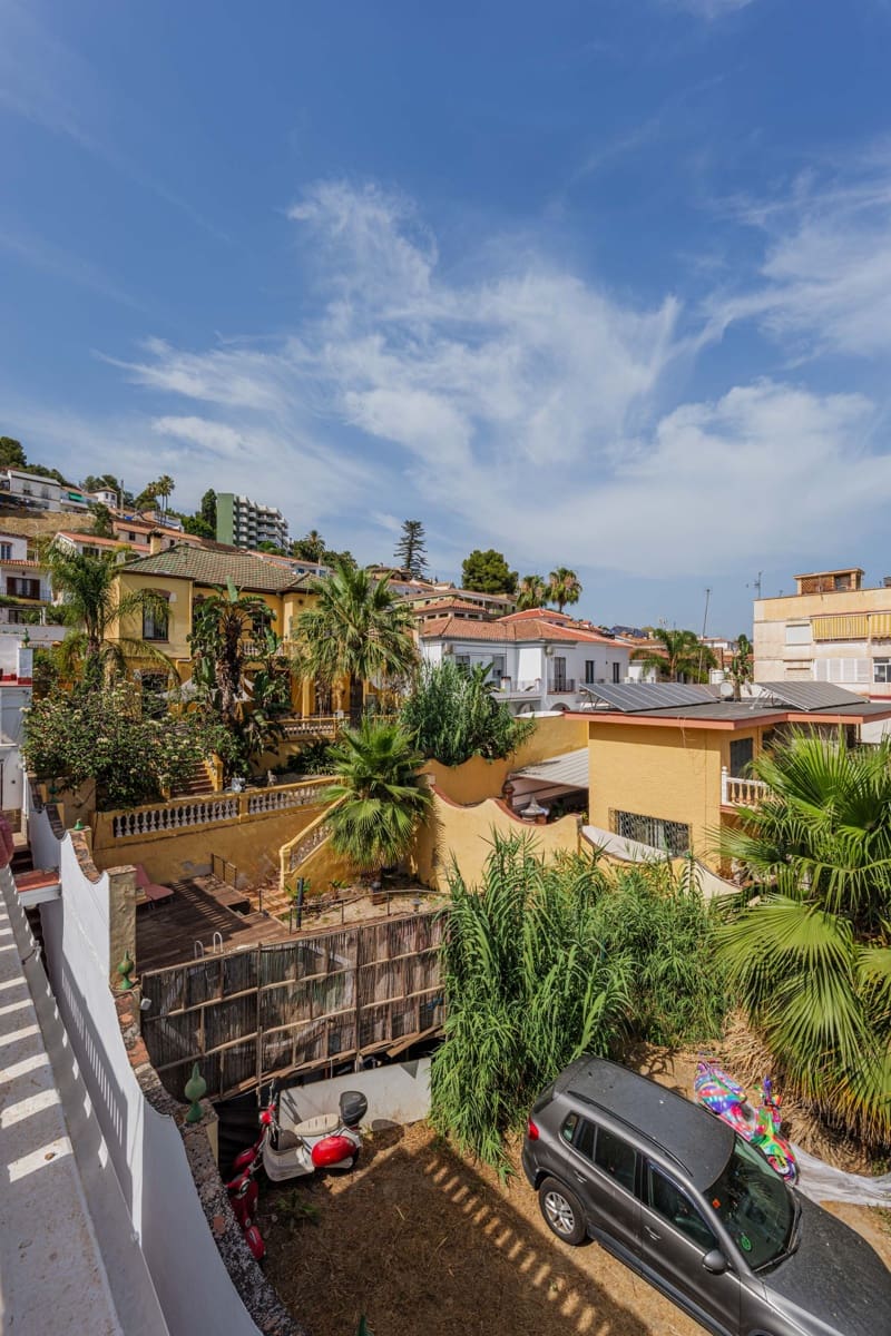 7 Zimmer Villa zu verkaufen in Malaga Stadt mit Pool Garage - 1.840.000 € (Ref: 9929066)