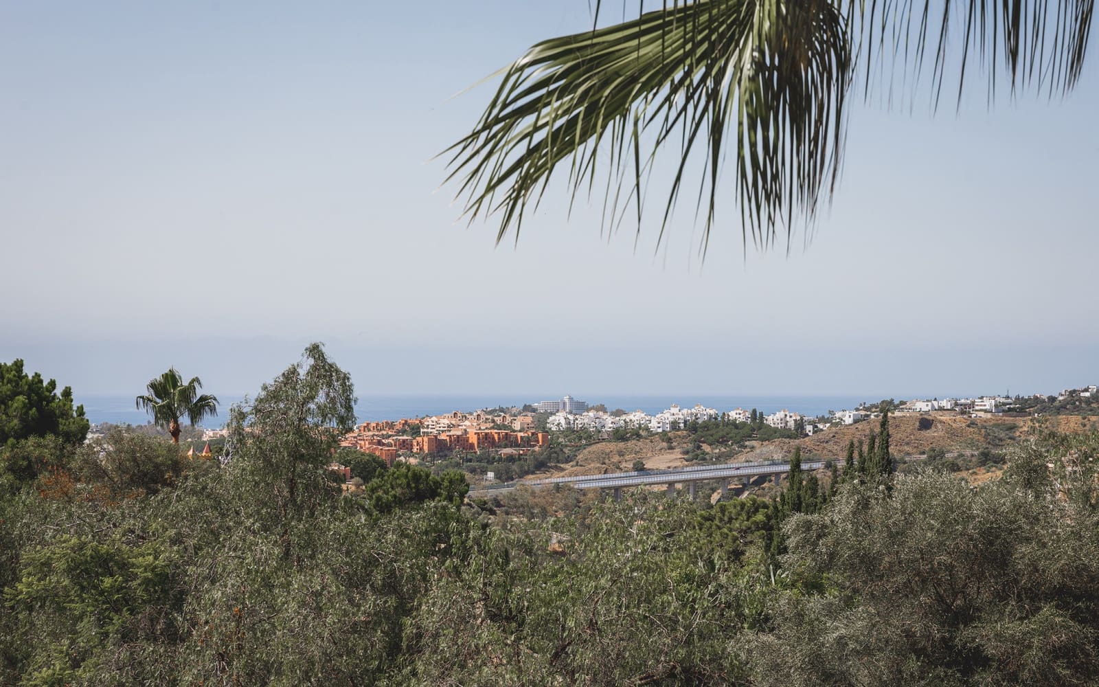 2 bedroom Apartment for sale in Benahavis with pool garage - € 525,000 (Ref: 9933763)