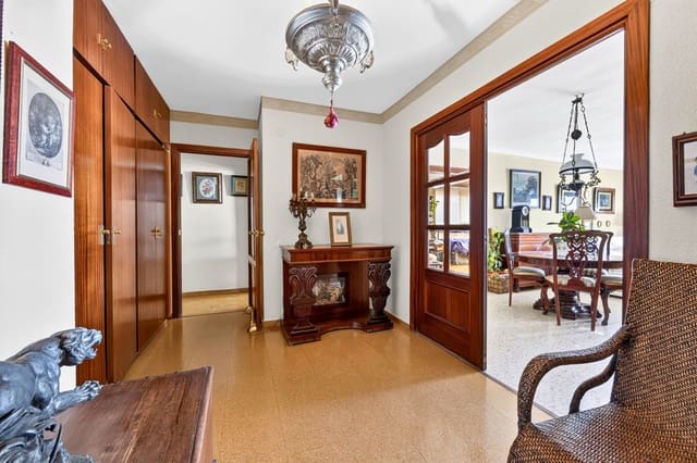 5 sypialnia Apartament na sprzedaż w La Malagueta, Miasto Málaga z garażem - 1 650 000 € (Ref: 9936087)