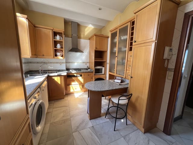 5 soveværelse Penthouse til salg i Málaga by - € 998.000 (Ref: 9937867)