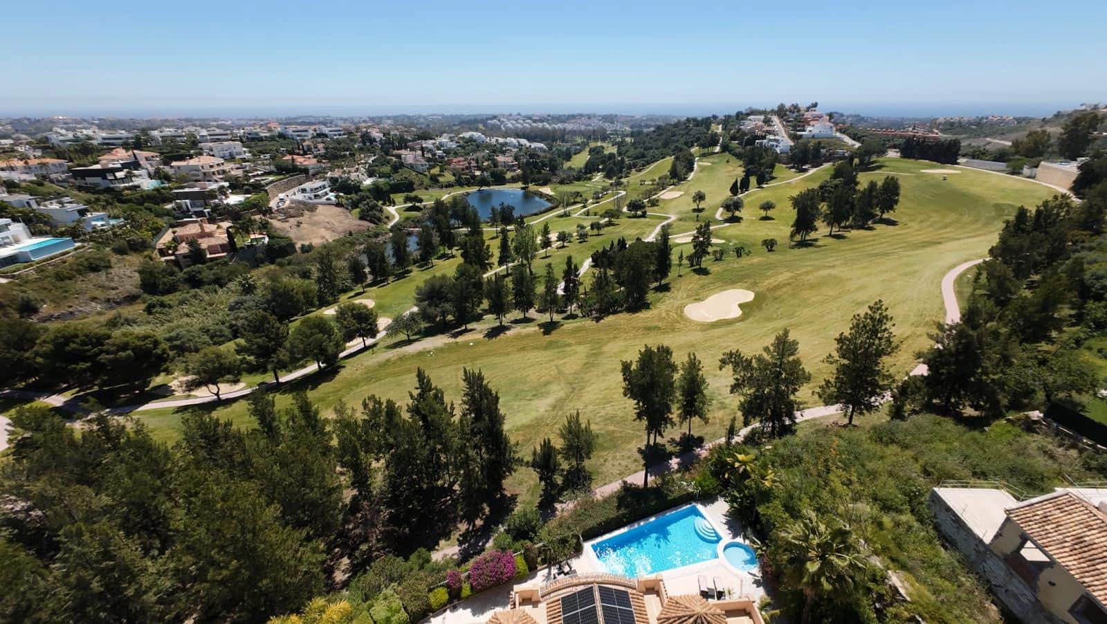 4 Zimmer Villa zu verkaufen in Benahavis mit Pool Garage - 3.900.000 € (Ref: 9949457)