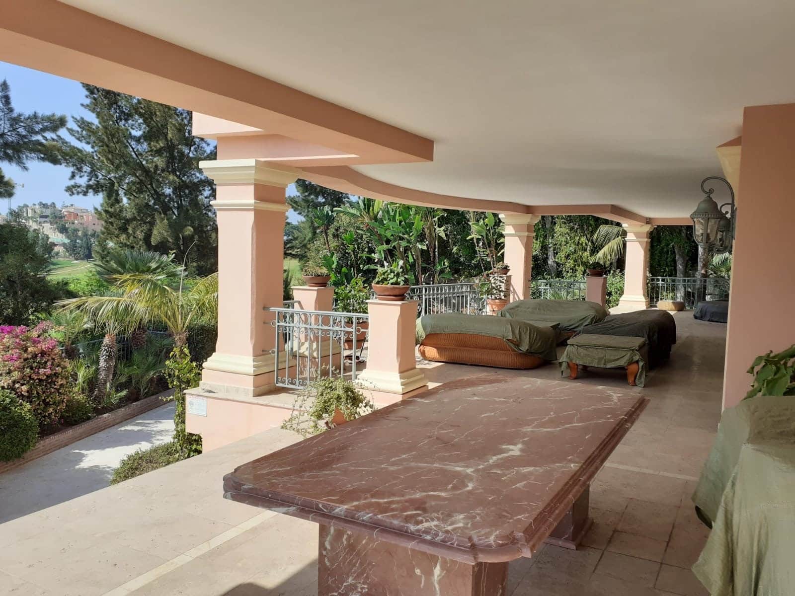 4 Zimmer Villa zu verkaufen in Benahavis mit Pool Garage - 3.900.000 € (Ref: 9949457)