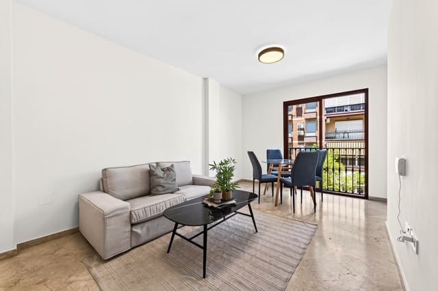 Apartamento de 2 habitaciones en Centro Historico, Málaga ciudad en venta - 290.000 € (Ref: 9962372)