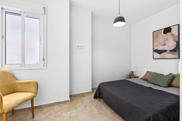 Apartamento de 2 habitaciones en Centro Historico, Málaga ciudad en venta - 290.000 € (Ref: 9962372)