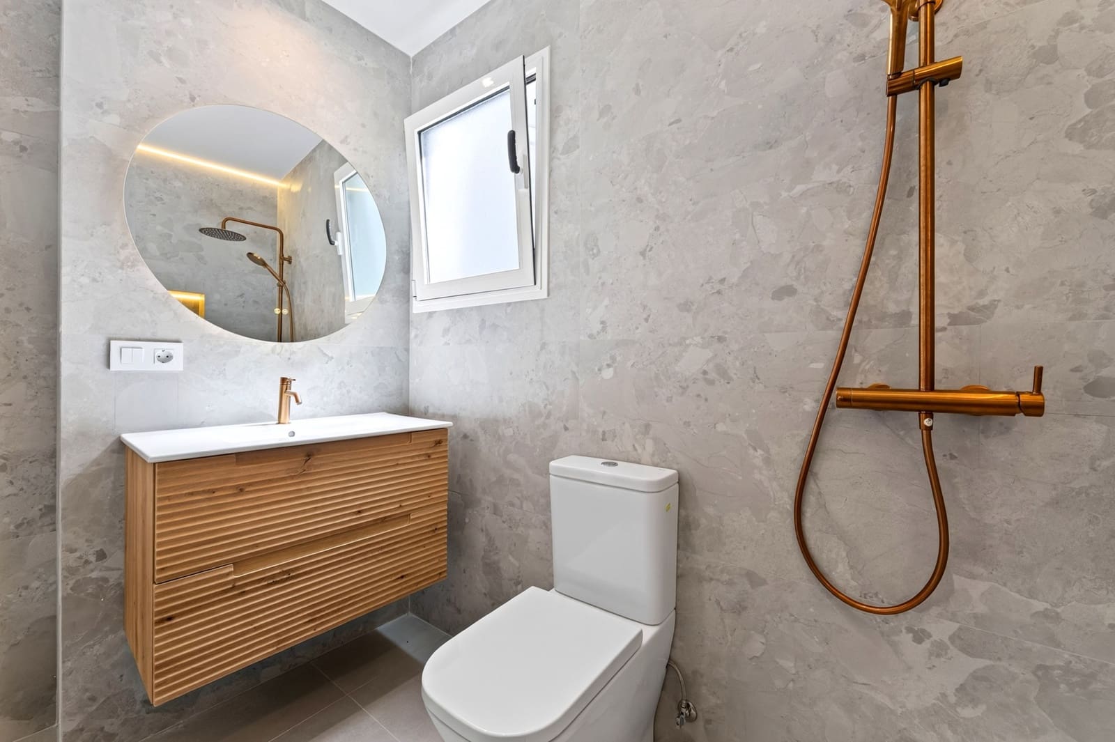 4 soveværelse Lejlighed til salg i Malaga by - € 1.250.000 (Ref: 9964991)