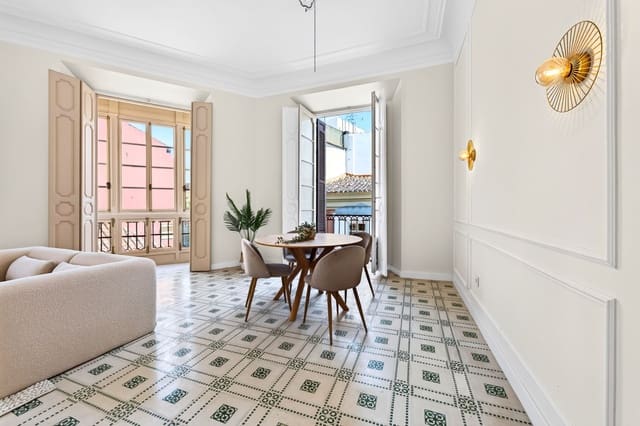 4 soveværelse Lejlighed til salg i Centro Historico, Málaga by - € 1.250.000 (Ref: 9964991)