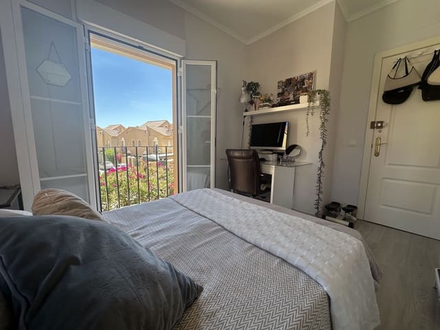4 chambre Villa/Maison Semi-Mitoyenne à vendre à Riviera del Sol, Mijas avec piscine garage - 425 000 € (Ref: 10009704)