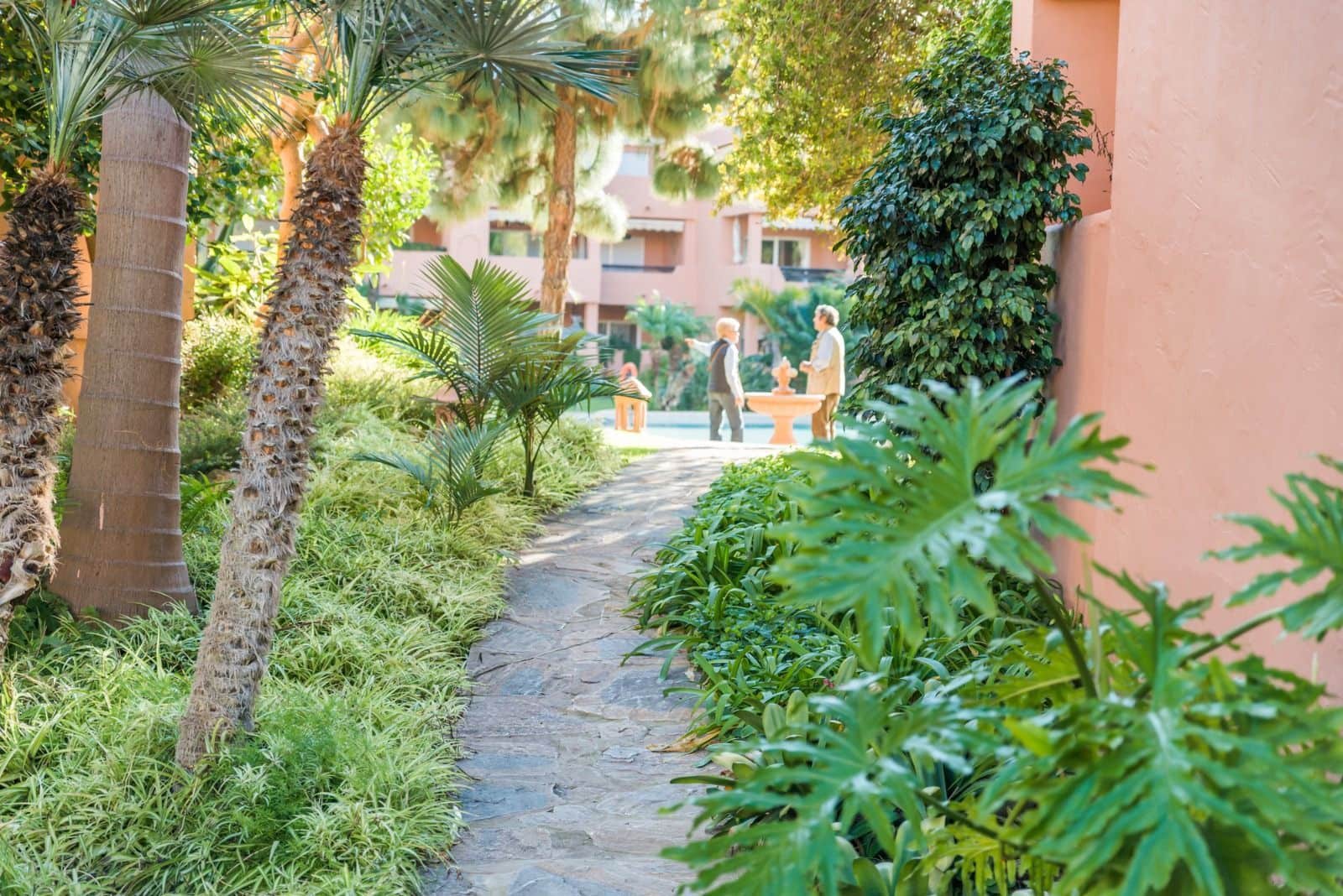 2 Zimmer Apartment zu verkaufen in Guadalmina mit Pool Garage - 619.000 € (Ref: 10014243)