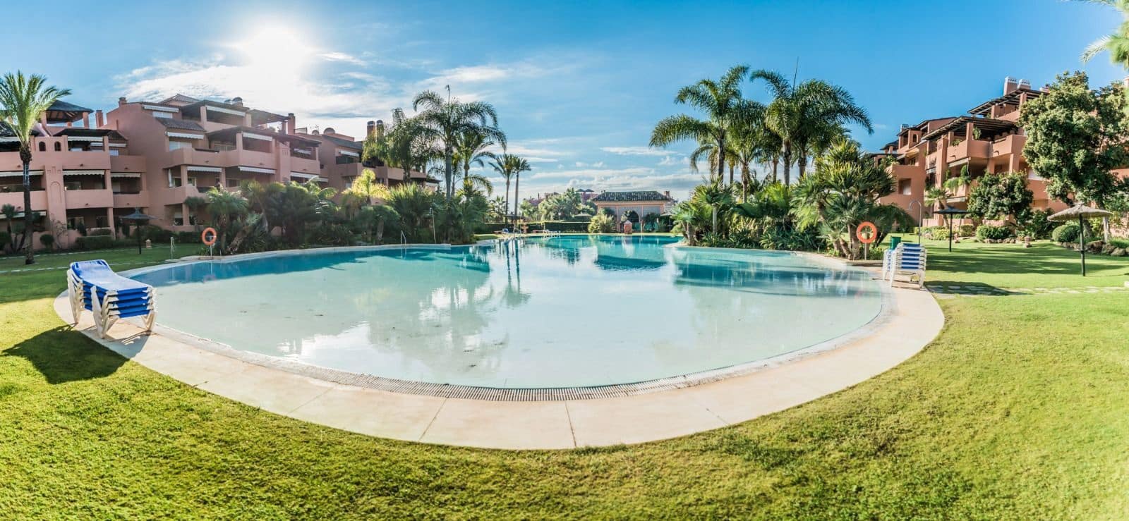 2 Zimmer Apartment zu verkaufen in Guadalmina mit Pool Garage - 619.000 € (Ref: 10014243)