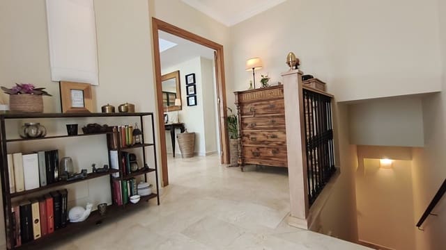Finca/Casa Rural de 4 habitaciones en Alhaurín de la Torre en venta con piscina garaje - 749.000 € (Ref: 10016748)