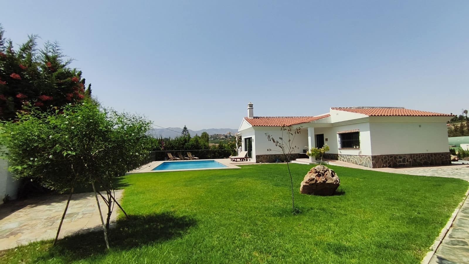 Finca/Casa Rural de 4 habitaciones en Alhaurín de la Torre en venta con piscina garaje - 749.000 € (Ref: 10016748)