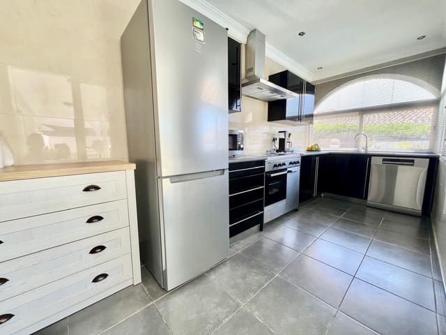 3 slaapkamer Villa te koop in El Faro, Mijas met zwembad garage - € 890.000 (Ref: 10019810)