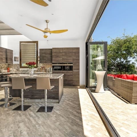 5 slaapkamer Villa te koop in La Quinta, Benahavís met zwembad garage - € 2.995.000 (Ref: 6884647)