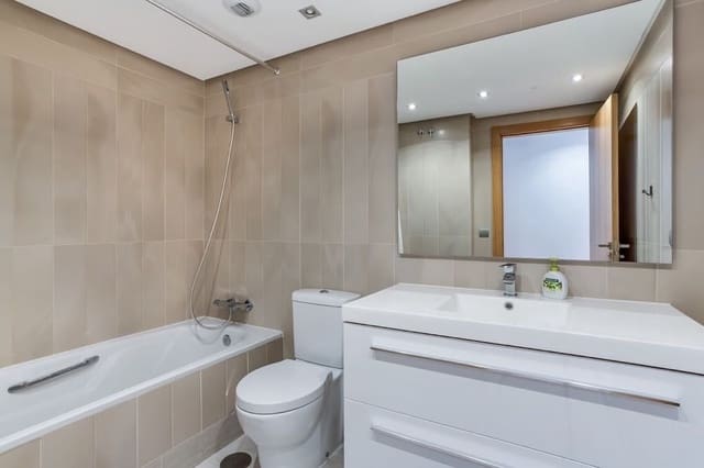 3 soveværelse Lejlighed til salg i San Pedro de Alcantara, Marbella med swimmingpool garage - € 560.000 (Ref: 6884649)