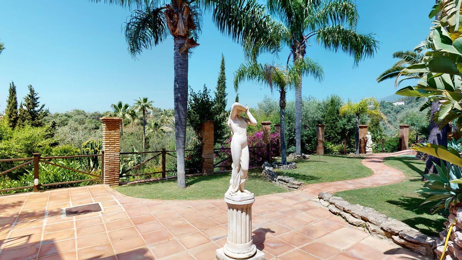 4 chambre Villa/Maison à vendre à Mijas avec piscine garage - 895 000 € (Ref: 6971178)