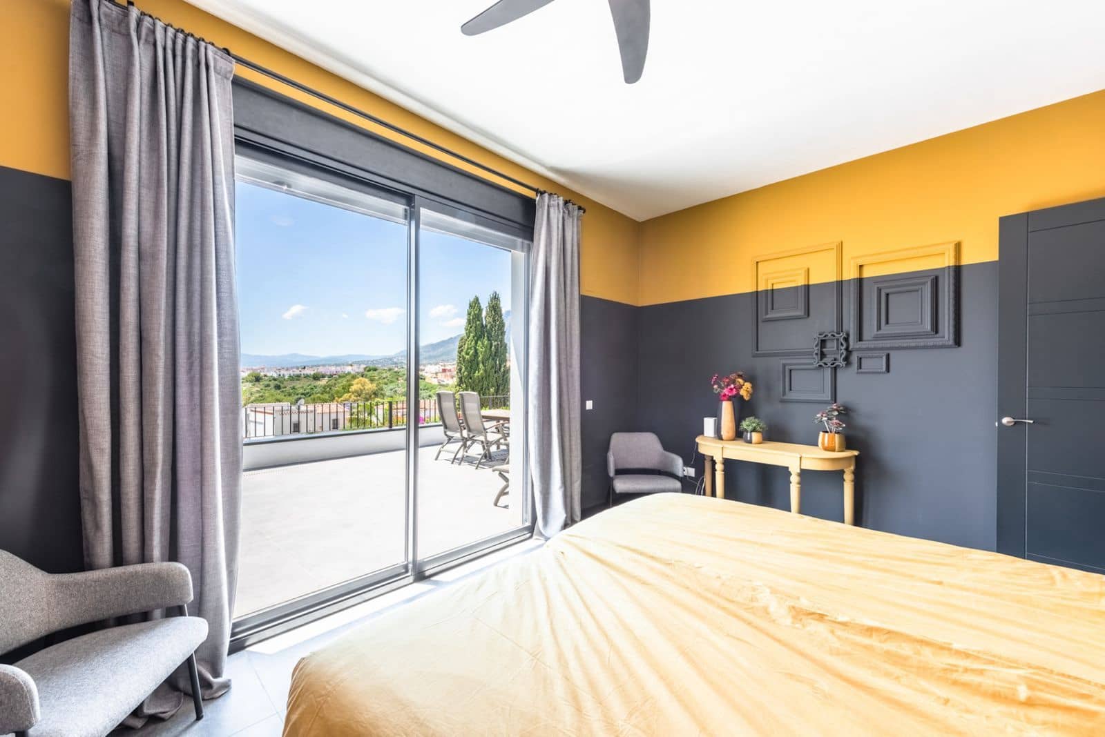 3 soveværelse Villa til salg i Rio Real med swimmingpool garage - € 1.300.000 (Ref: 7017586)