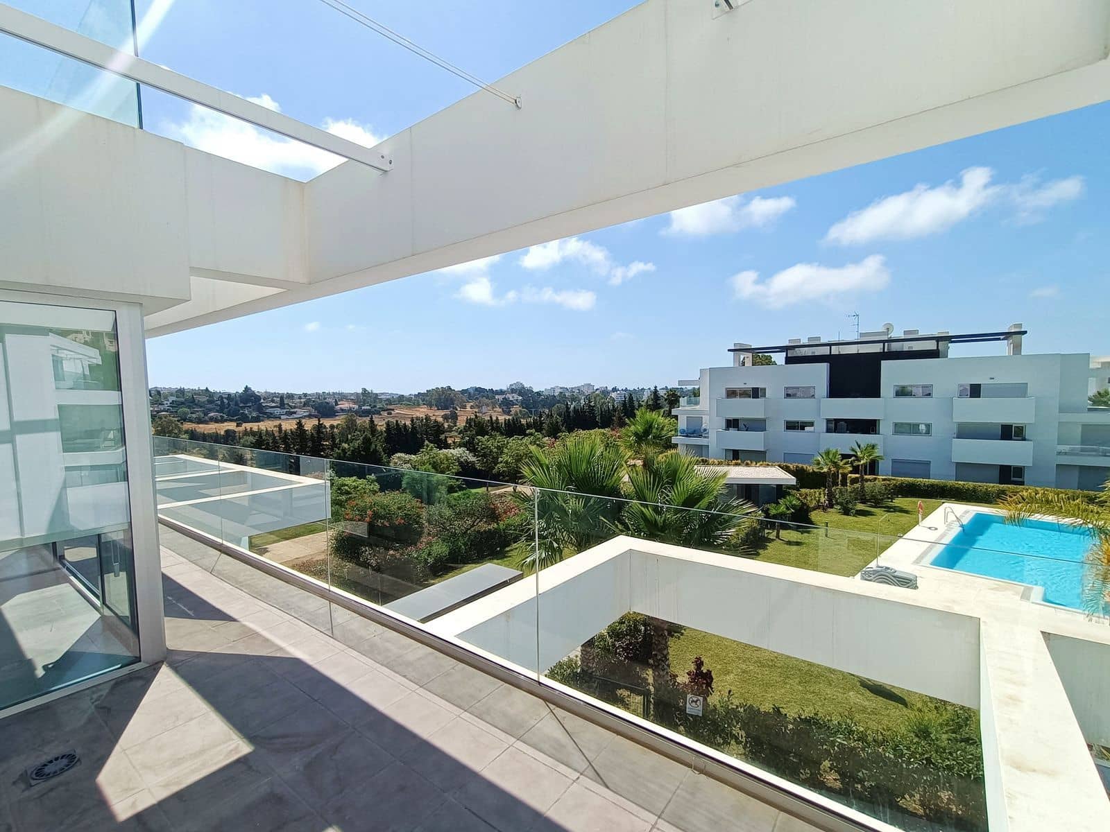 2 camera da letto Attico in vendita in Estepona con piscina garage - 590.000 € (Rif: 7032594)