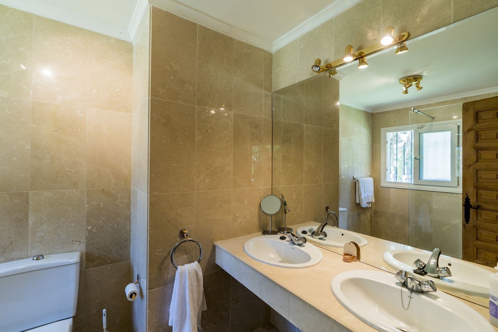 5 soveværelse Villa til salg i El Paraiso med swimmingpool garage - € 1.695.000 (Ref: 7033992)