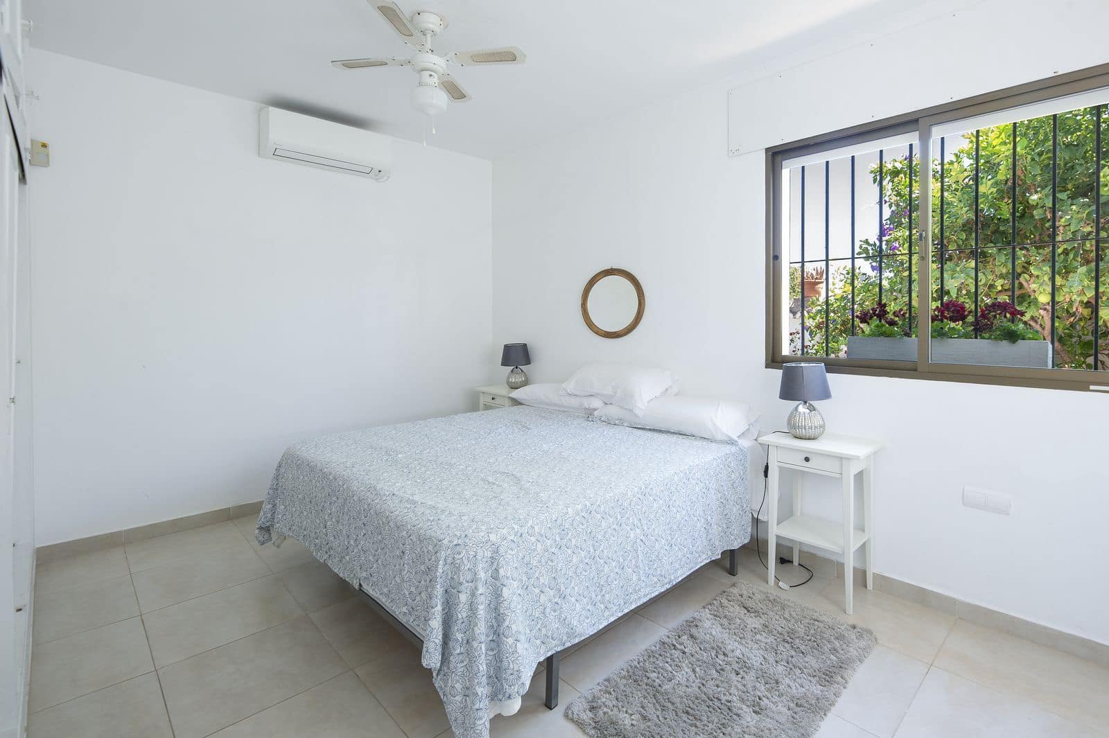 5 soveværelse Villa til salg i El Paraiso med swimmingpool garage - € 850.000 (Ref: 7055833)