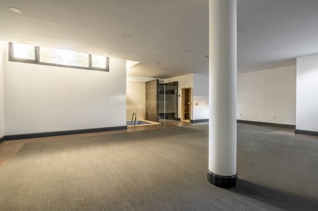 5 bedroom Villa for sale in Sierra Blanca, Marbella with pool garage - € 4,400,000 (Ref: 7061195)