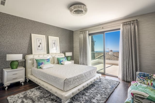 5 bedroom Villa for sale in Sierra Blanca, Marbella with pool garage - € 4,400,000 (Ref: 7061195)