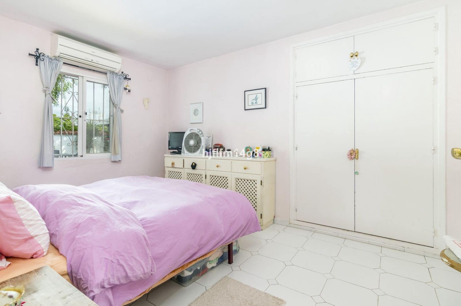 3 soveværelse Villa til salg i Nueva Andalucia med swimmingpool garage - € 850.000 (Ref: 7063191)