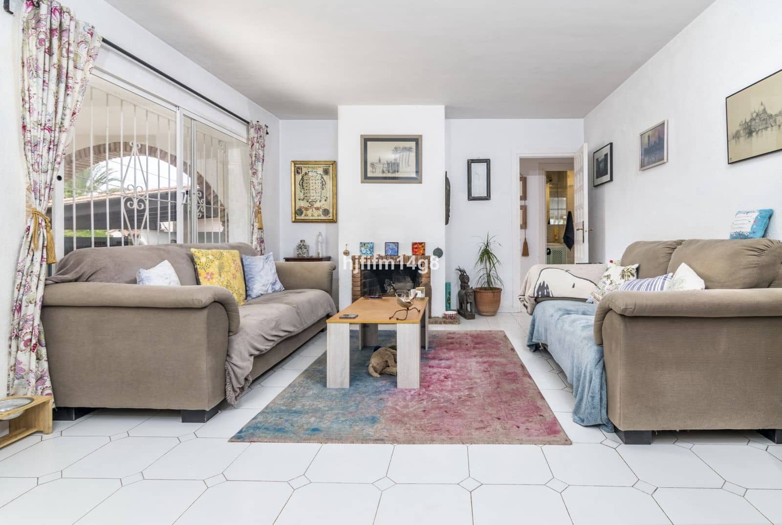 3 soveværelse Villa til salg i Nueva Andalucia med swimmingpool garage - € 850.000 (Ref: 7063191)