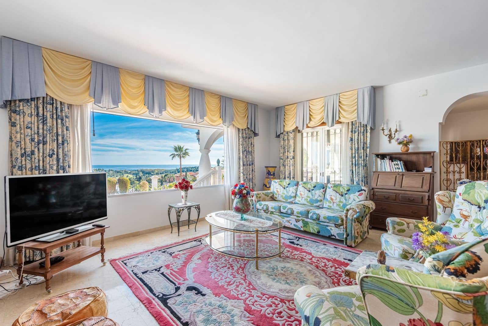 4 soveværelse Villa til salg i El Paraiso med swimmingpool garage - € 1.700.000 (Ref: 7070840)