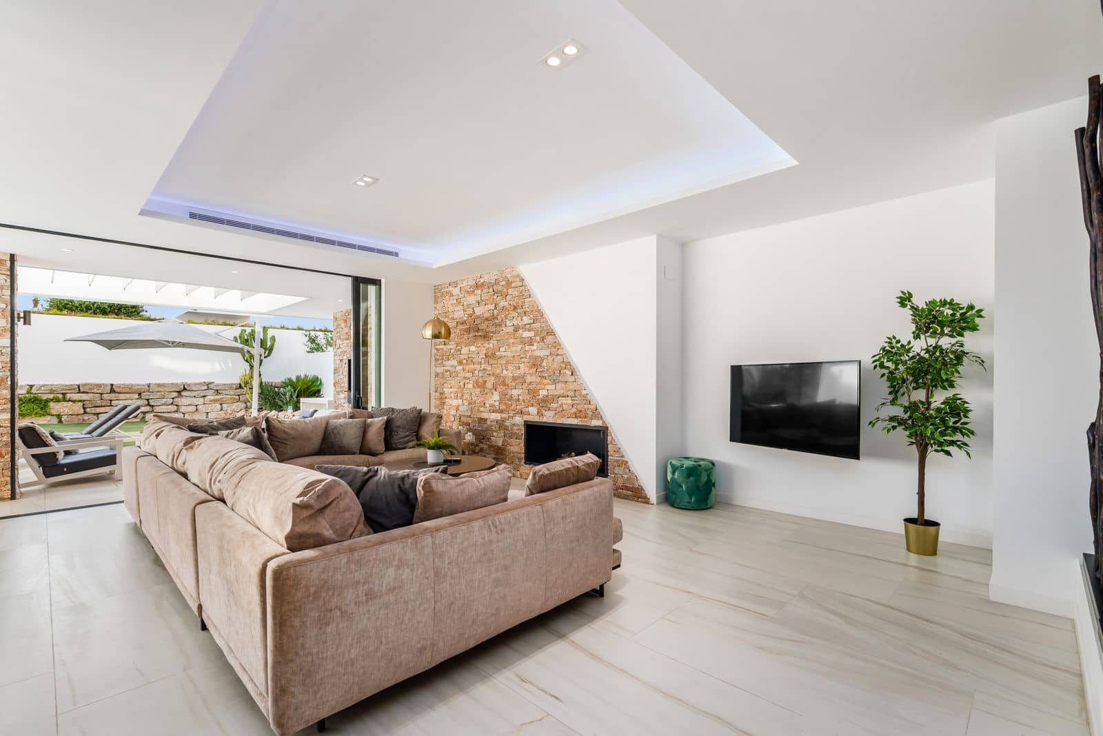 5 soveværelse Villa til salg i San Pedro de Alcantara med swimmingpool garage - € 1.950.000 (Ref: 7078777)