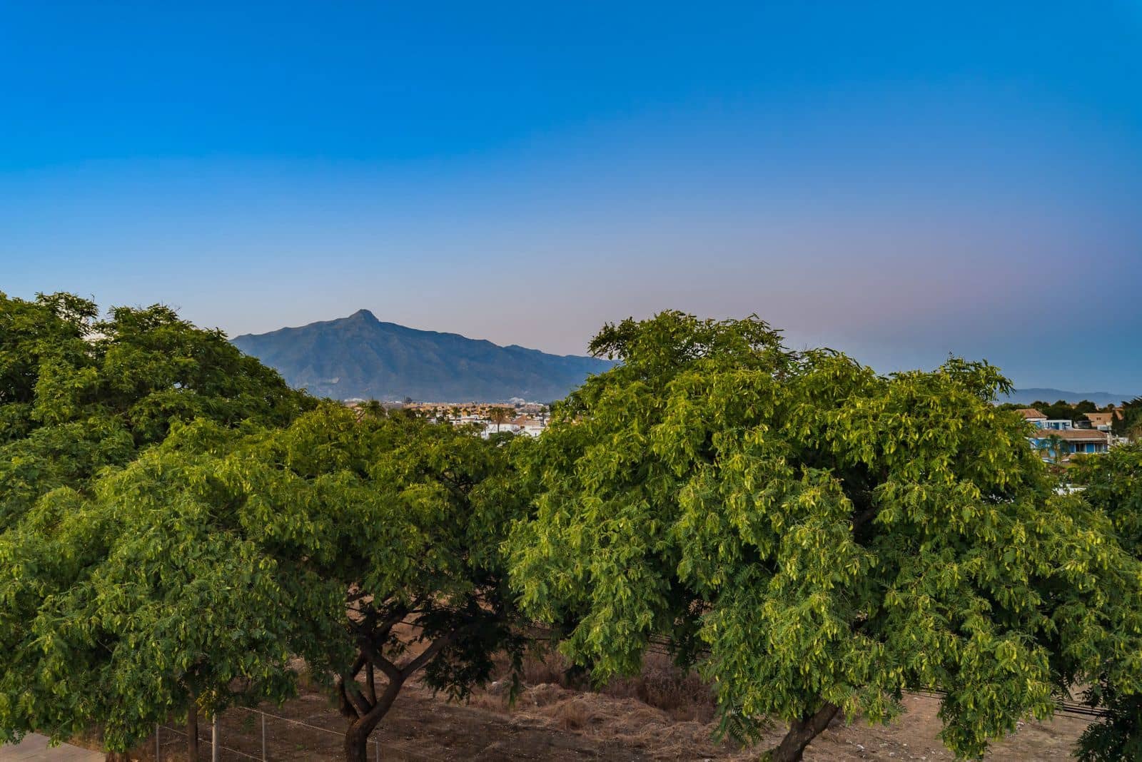 5 soveværelse Villa til salg i San Pedro de Alcantara med swimmingpool garage - € 1.950.000 (Ref: 7078777)