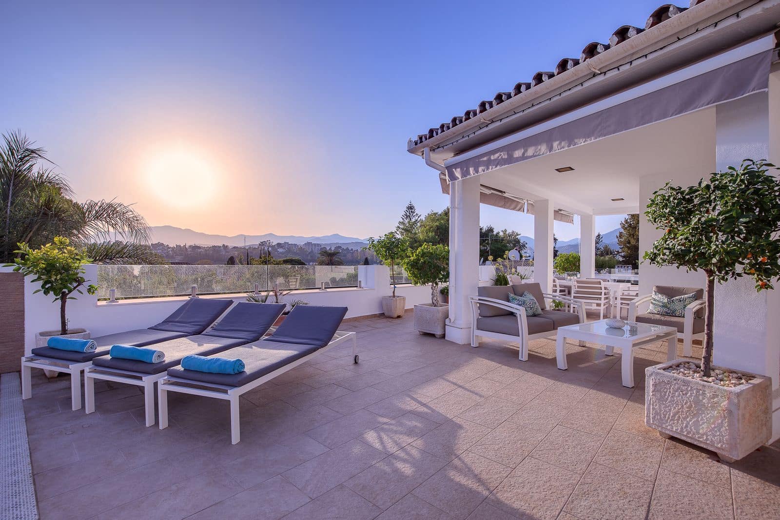 4 soverom Villa til salgs i Guadalmina med svømmebasseng garasje - € 2 100 000 (Ref: 7101418)