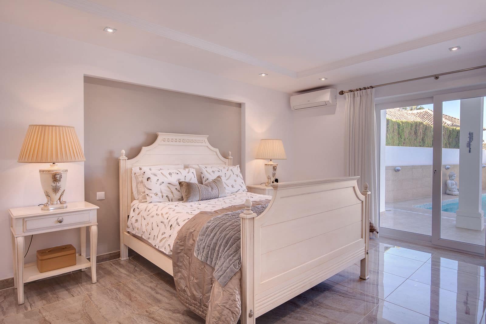 4 soverom Villa til salgs i Guadalmina med svømmebasseng garasje - € 2 100 000 (Ref: 7101418)