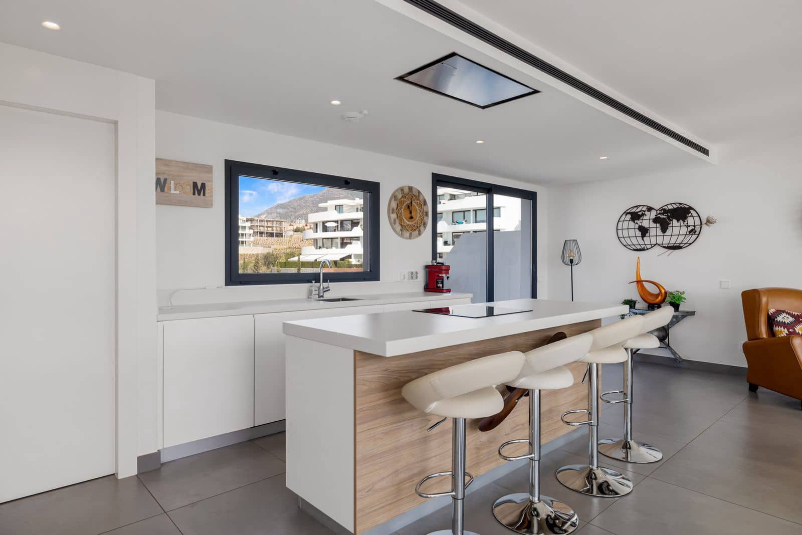 2 soveværelse Penthouse til salg i Fuengirola med swimmingpool garage - € 849.000 (Ref: 7200056)