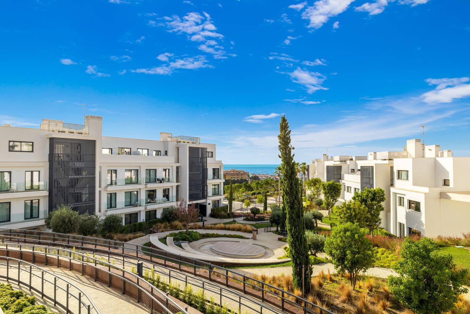 2 soveværelse Penthouse til salg i Fuengirola med swimmingpool garage - € 849.000 (Ref: 7200056)